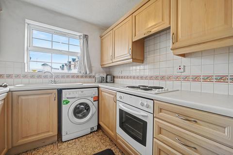 2 bedroom flat for sale, Kilderkin Court, Coventry CV1