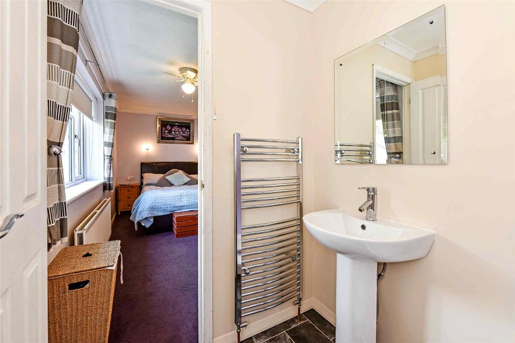 En Suite B1