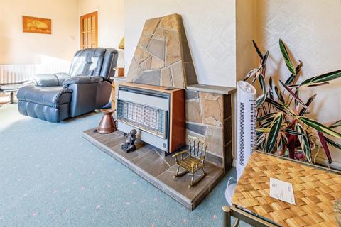 2 bedroom chalet for sale, Edwards Drive, Wellingborough