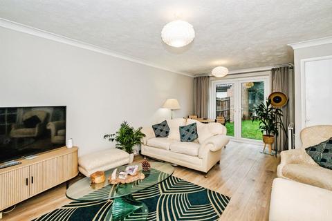 undefined, Carisbrooke Drive, WORTHING
