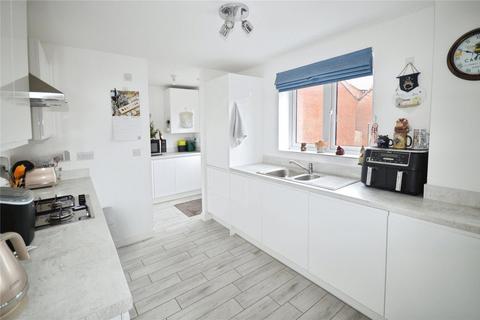 4 bedroom detached house for sale, Ivatt Close, Swadlincote DE11