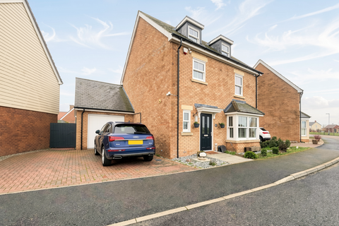 4 bedroom detached house for sale, Dering Corner, Biggleswade, SG18