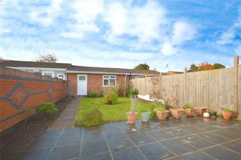 3 bedroom semi-detached house for sale, Hinton Avenue, Hounslow TW4