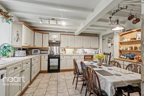 2 bedroom cottage for sale, Forge Row, Pontypool