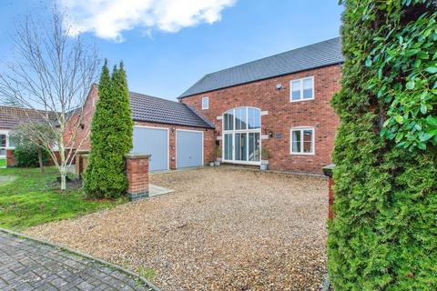 4 bedroom detached house for sale, Ashton Hall Drive, Boston
