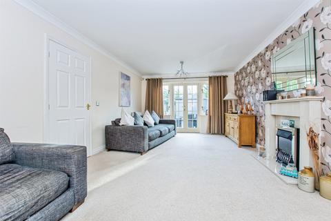 4 bedroom detached house for sale, Ashton Hall Drive, Boston