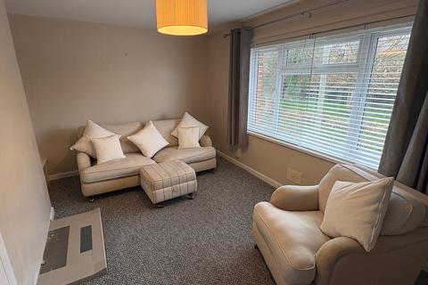 2 bedroom flat to rent, Broad Oak, Carmarthen, SA32