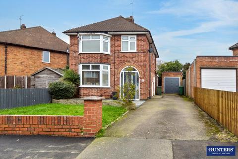 3 bedroom detached house for sale, Denmead Avenue, Wigston