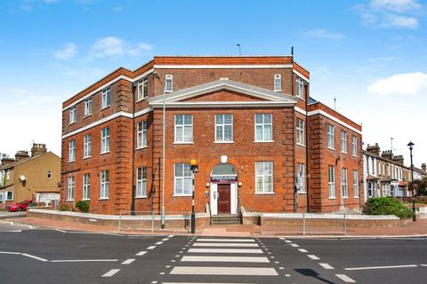 London Road, Grays