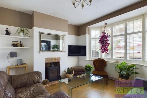 3 bedroom semi-detached house for sale, Athelstan Road, Hastings