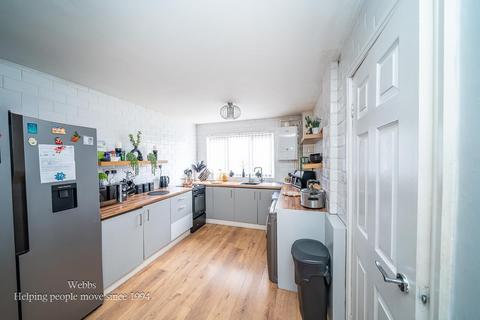 3 bedroom end of terrace house for sale, Wychbold Close, Willenhall WV12