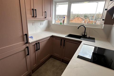 2 bedroom detached bungalow to rent, Queens Court, Ledbury HR8