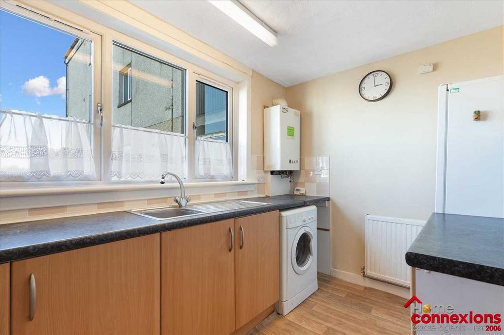 Kitchen (2)