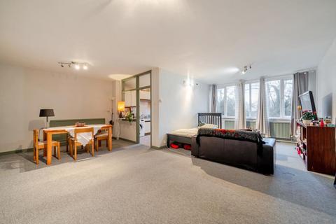 1 bedroom flat for sale, Altior Court, Shepherds Hill, , N6