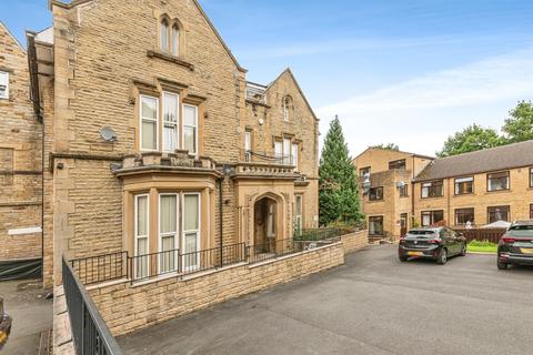 2 bedroom flat for sale, Redwing Crescent, Milnsbridge, Huddersfield