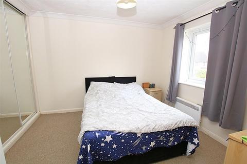 1 bedroom terraced house for sale, Longford Avenue, Little Billing