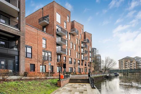 2 bedroom apartment for sale, Joseph Huntley Walk, Reading