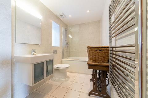 2 bedroom flat to rent, Copenhagen Street, London N1