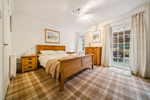 2 bedroom terraced house to rent, Circus Lane, Edinburgh