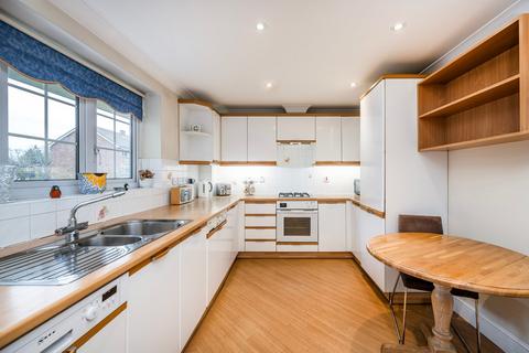 undefined, Holders Hill Road, Hendon NW4