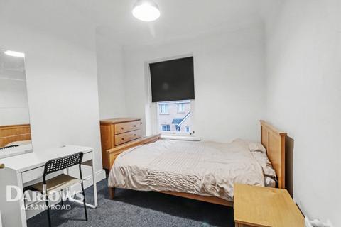 4 bedroom terraced house to rent, Planet Street, CARDIFF