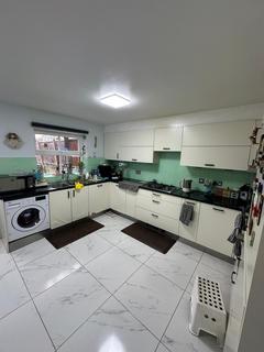 4 bedroom semi-detached house for sale, Longman Close, Watford WD18