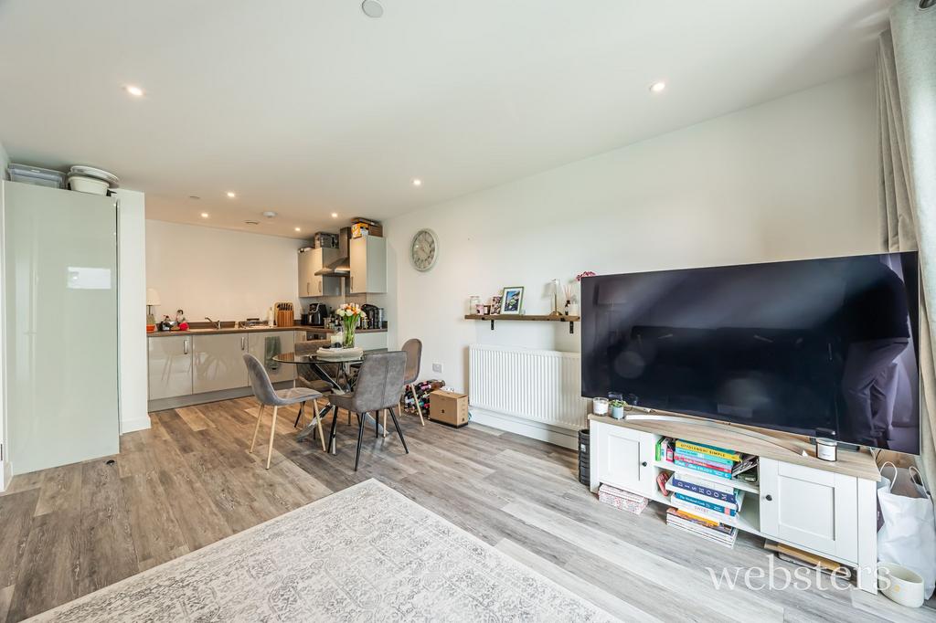 Lounge / Kitchen