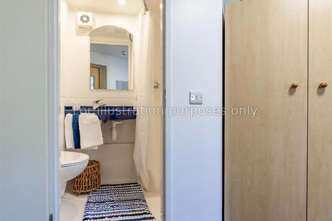 1 bedroom in a flat share to rent, Polhill Avenue, Bedford MK41