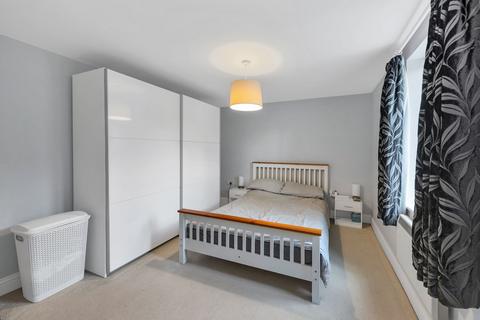 2 bedroom flat to rent, Upper King Street, Royston SG8