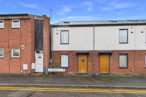 3 bedroom end of terrace house for sale, Shaw Street, Nottinghamshire NG11