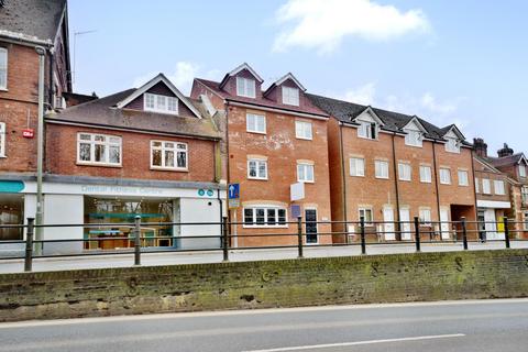 undefined, 17 Kings Road, Haslemere, Surrey, GU27