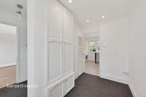undefined, Coxdean, Epsom