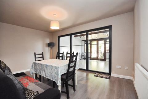 4 bedroom terraced house for sale, Pennyroyal Crescent, WITHAM