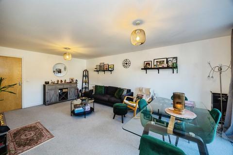 2 bedroom flat for sale, Aylward Street, Portsmouth