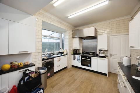 4 bedroom terraced house for sale, Queens Road, Portsmouth