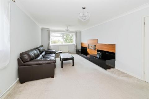 2 bedroom apartment for sale, Sharrow Close, Haywards Heath