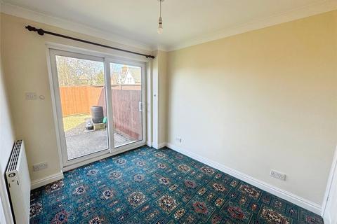 2 bedroom house to rent, Kingslea Park, East Cowes, PO32