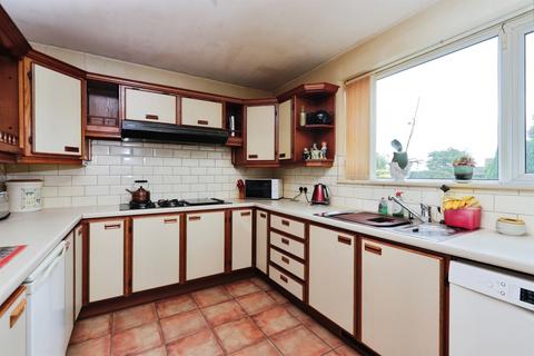 3 bedroom detached bungalow for sale, Chaloner Heights, Blacker Hill, Barnsley