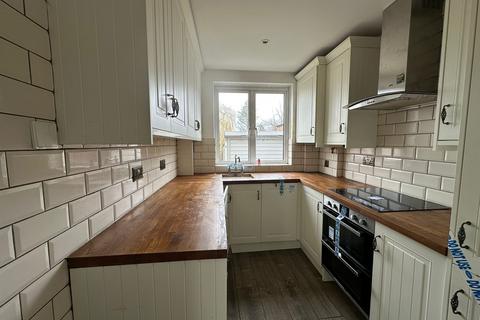 3 bedroom semi-detached house for sale, Grasmere Avenue, Wembley