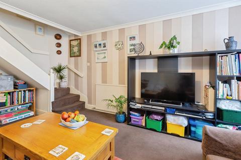 2 bedroom semi-detached house for sale, Lodden Close, Aylesbury