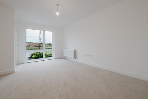 4 bedroom detached house to rent, Leaf Living at Western Gate, Northampton, NN7