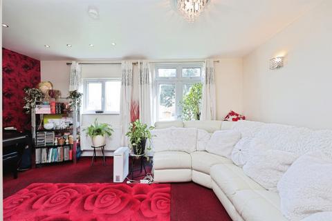 undefined, Sheepcot Lane, Watford