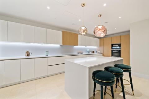 2 bedroom flat to rent, Star and Garter House, Richmond Hill, Richmond TW10