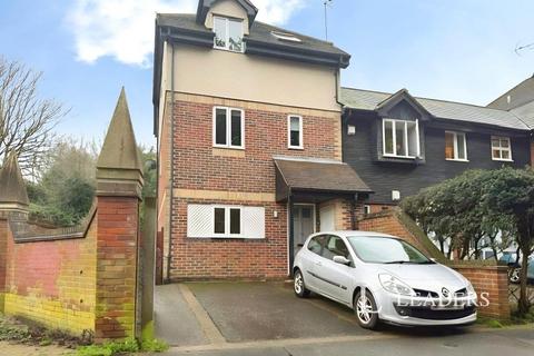 Nicholsons Grove, Colchester, Essex