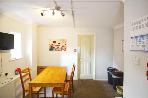 5 bedroom end of terrace house for sale, Nicholsons Grove, Colchester, Essex