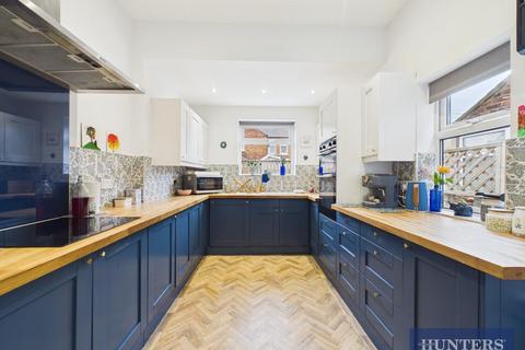 6 bedroom semi-detached house for sale, Station Avenue, Filey