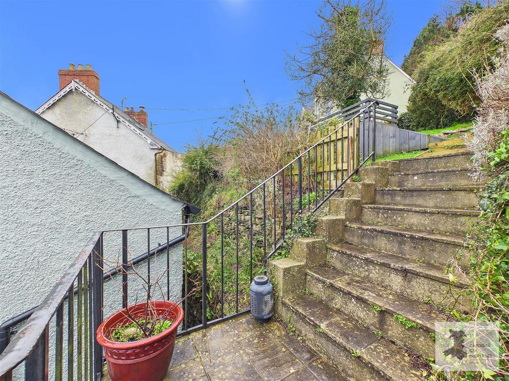 Steps to garden