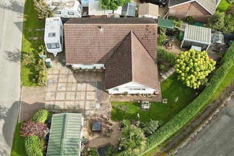 2 bedroom detached bungalow for sale, Old Scremby Road, Ashby-by-Partney, SPILSBY