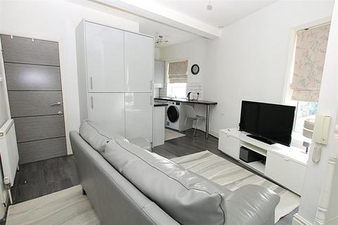 2 bedroom flat for sale, Watkin Terrace, Northampton