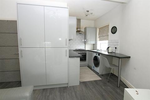 2 bedroom flat for sale, Watkin Terrace, Northampton